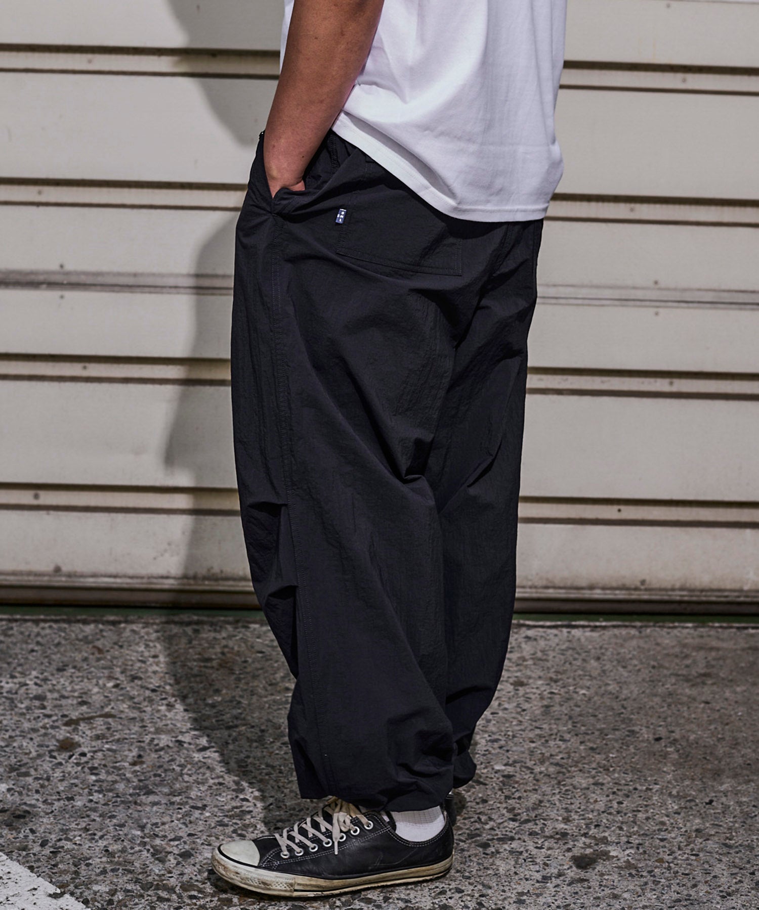 おしゃれ おすすめ ワークウェア ライト テック パラシュート パンツ 速乾 ドライ 軽量