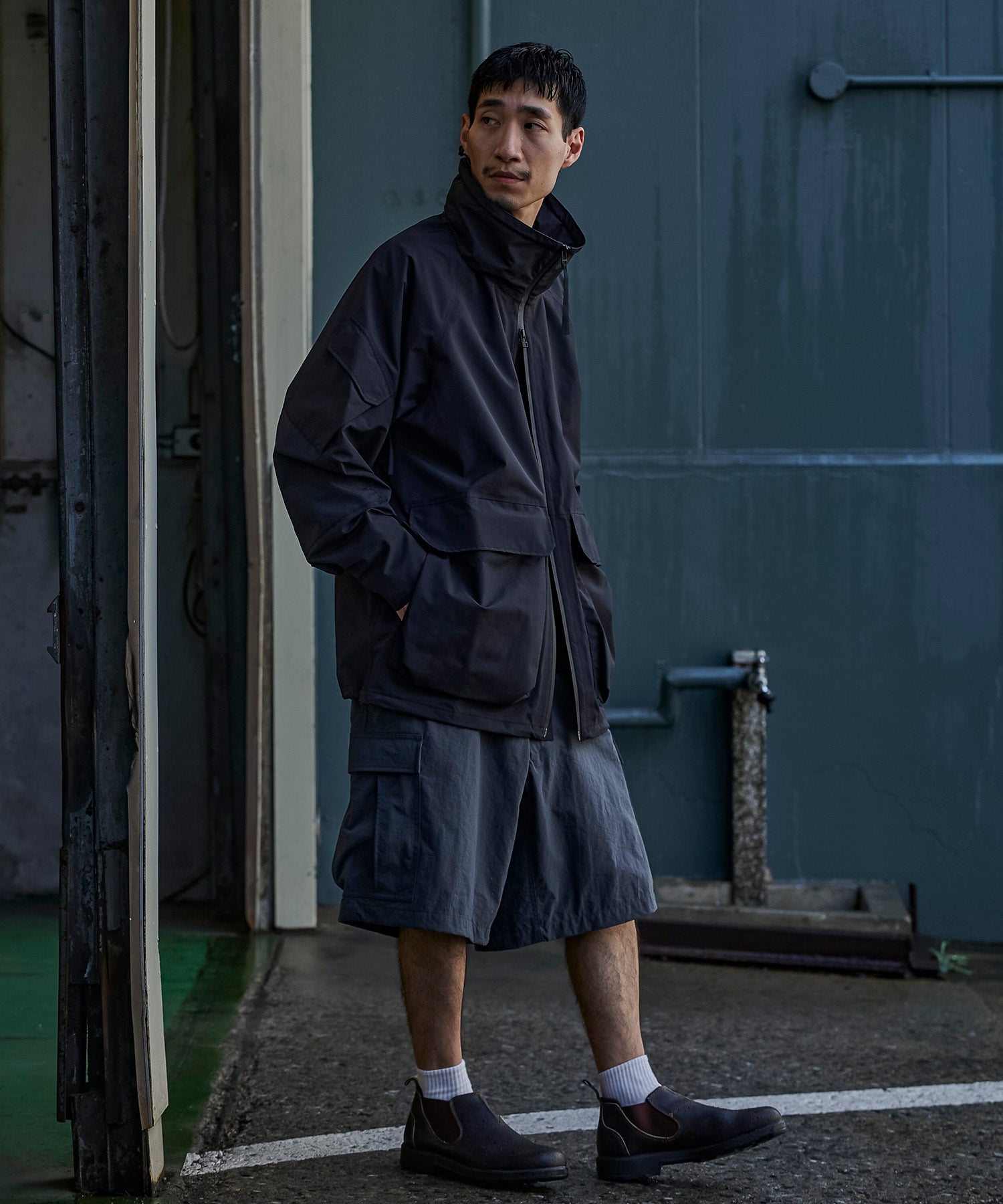 アパレル ワークウェア アウター 3レイヤー コート ジャケット レインコート 防水 透湿 ディテール