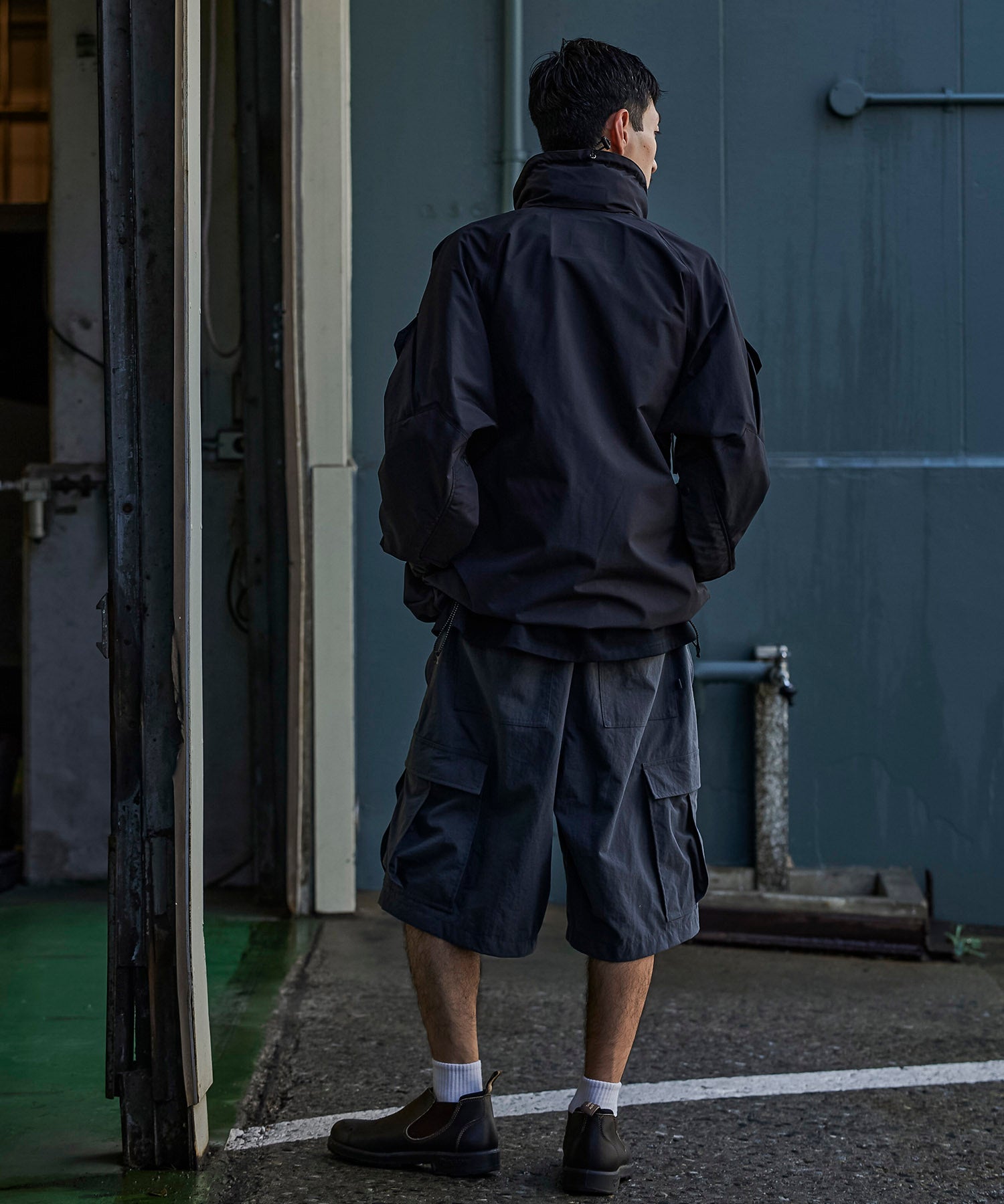 アパレル ワークウェア アウター 3レイヤー コート ジャケット レインコート 防水 透湿 ディテール