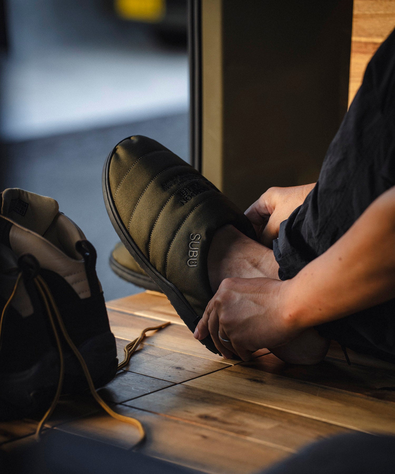 SUBU スリッパ サンダル FLINE Fライン キャンプ アウトドア コーデュラ 別注 おしゃれ おすすめ 焚火 車中泊 履き替え