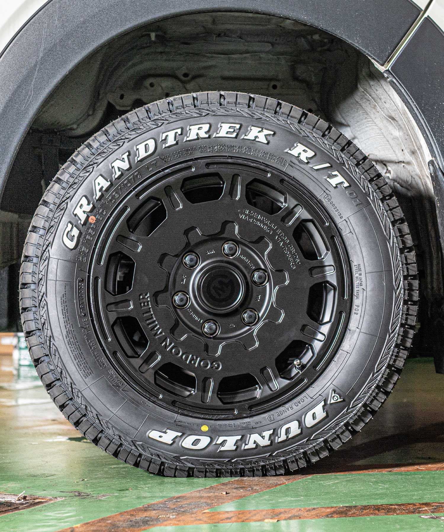 カスタムパーツ フォージド ホイール 4本セット for ハイエース