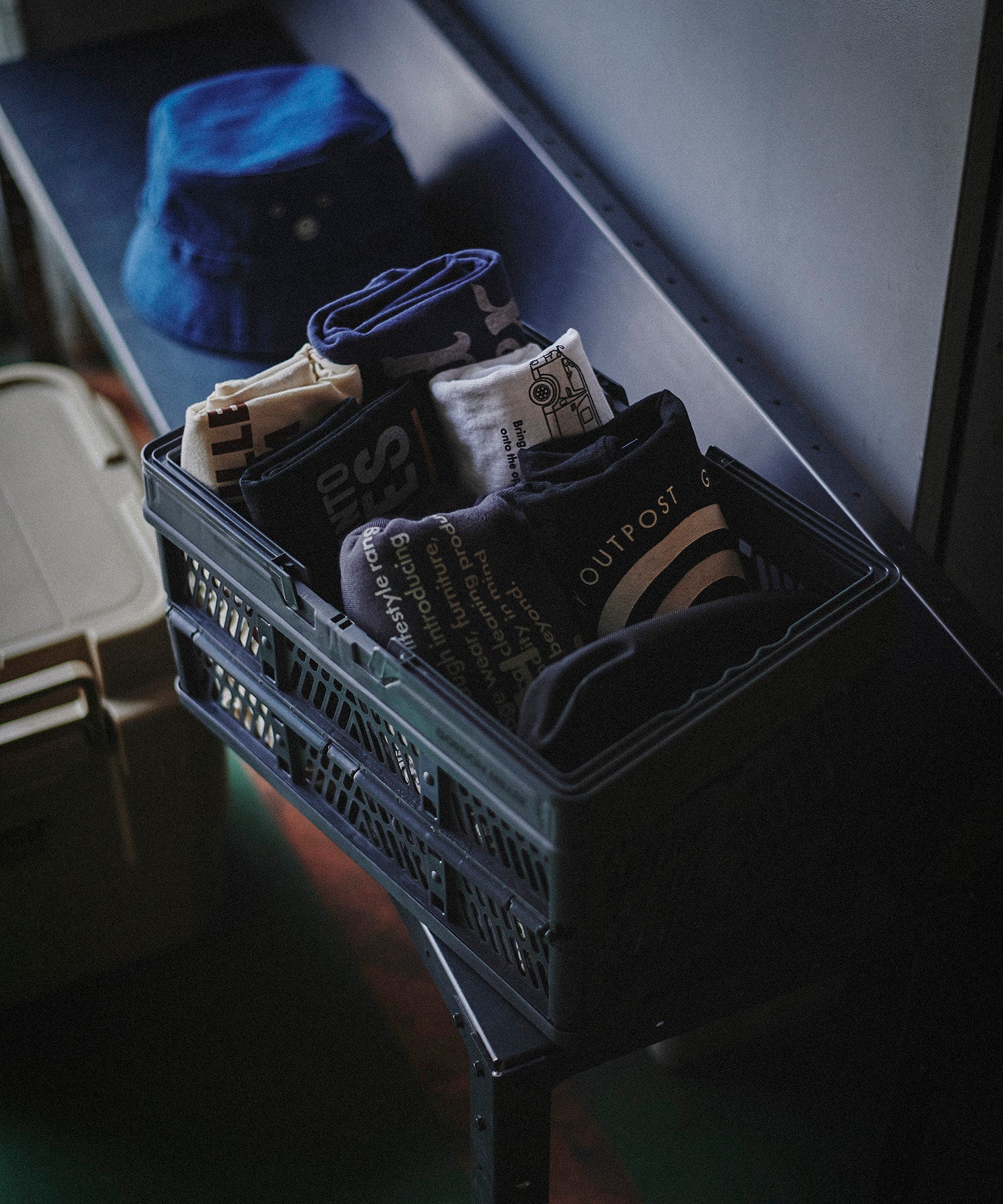 折りたためる取っ手付きコンテナM – GORDON MILLER