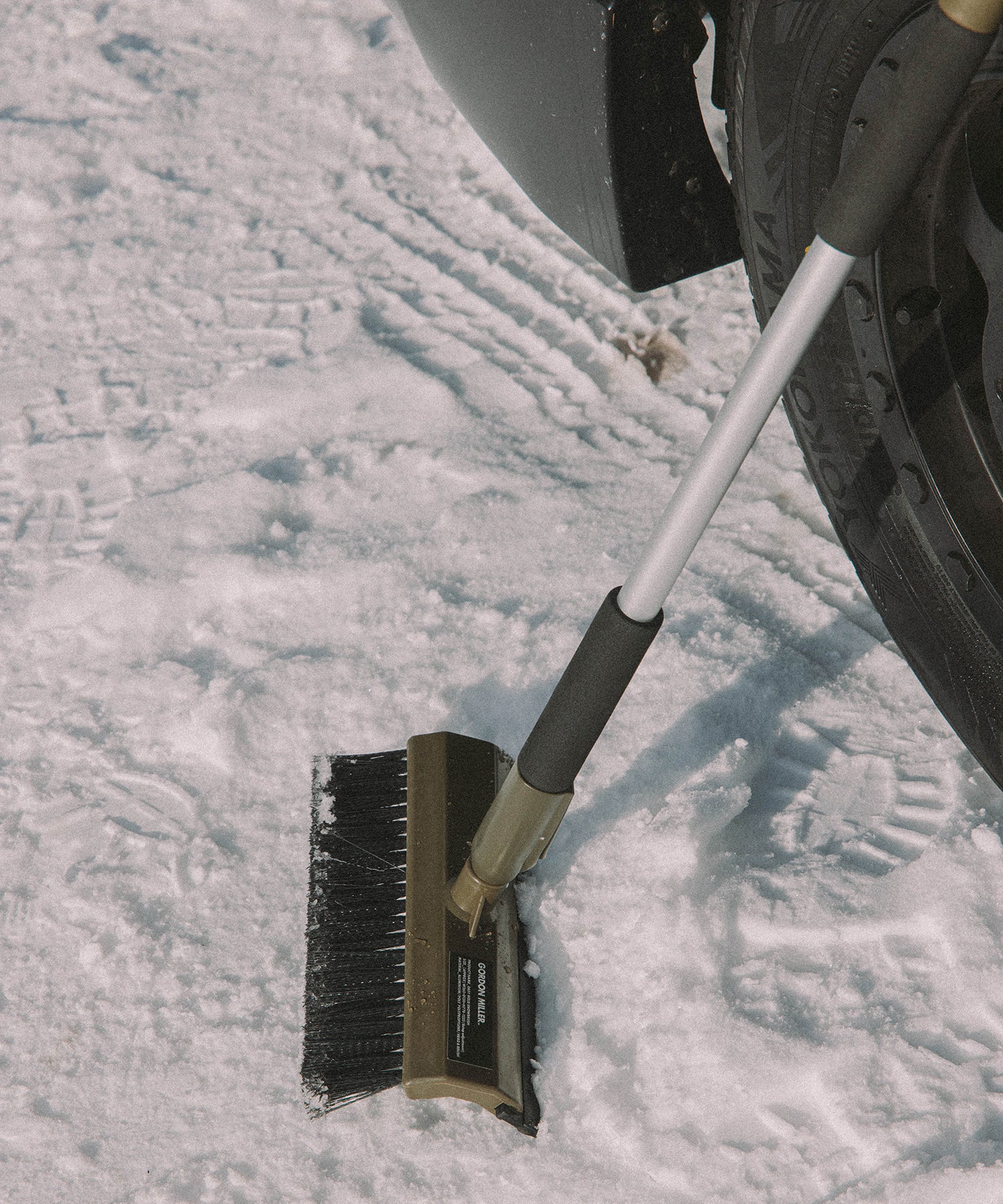 おしゃれ おすすめ 除雪 雪かき イージー ホールド スノーブラシ オートバックス