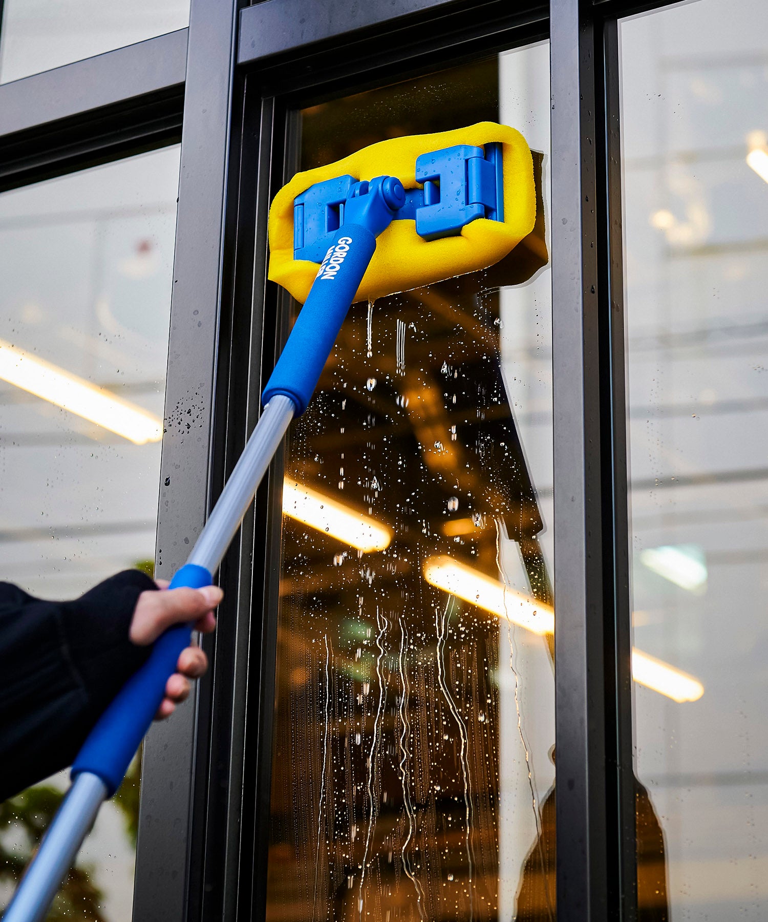 伸縮ロングスポンジモップ – GORDON MILLER