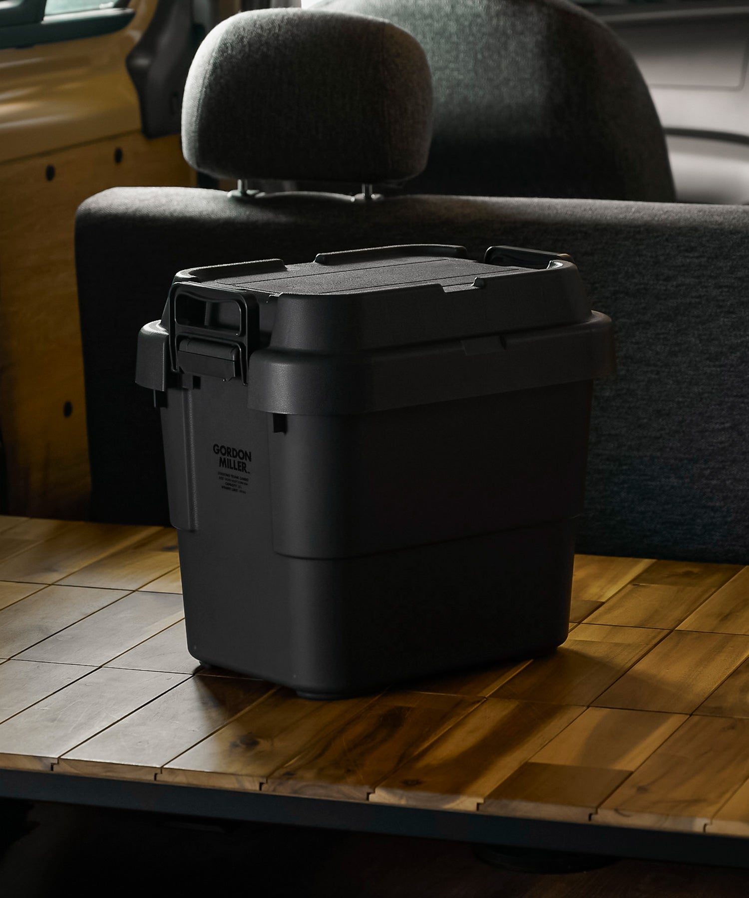 【愛知直接引渡し】GORDON MILLER 50L トランクカーゴ2個セット 愛知直接引渡し】GORDON MILLER 50L トランクカーゴ2個セット