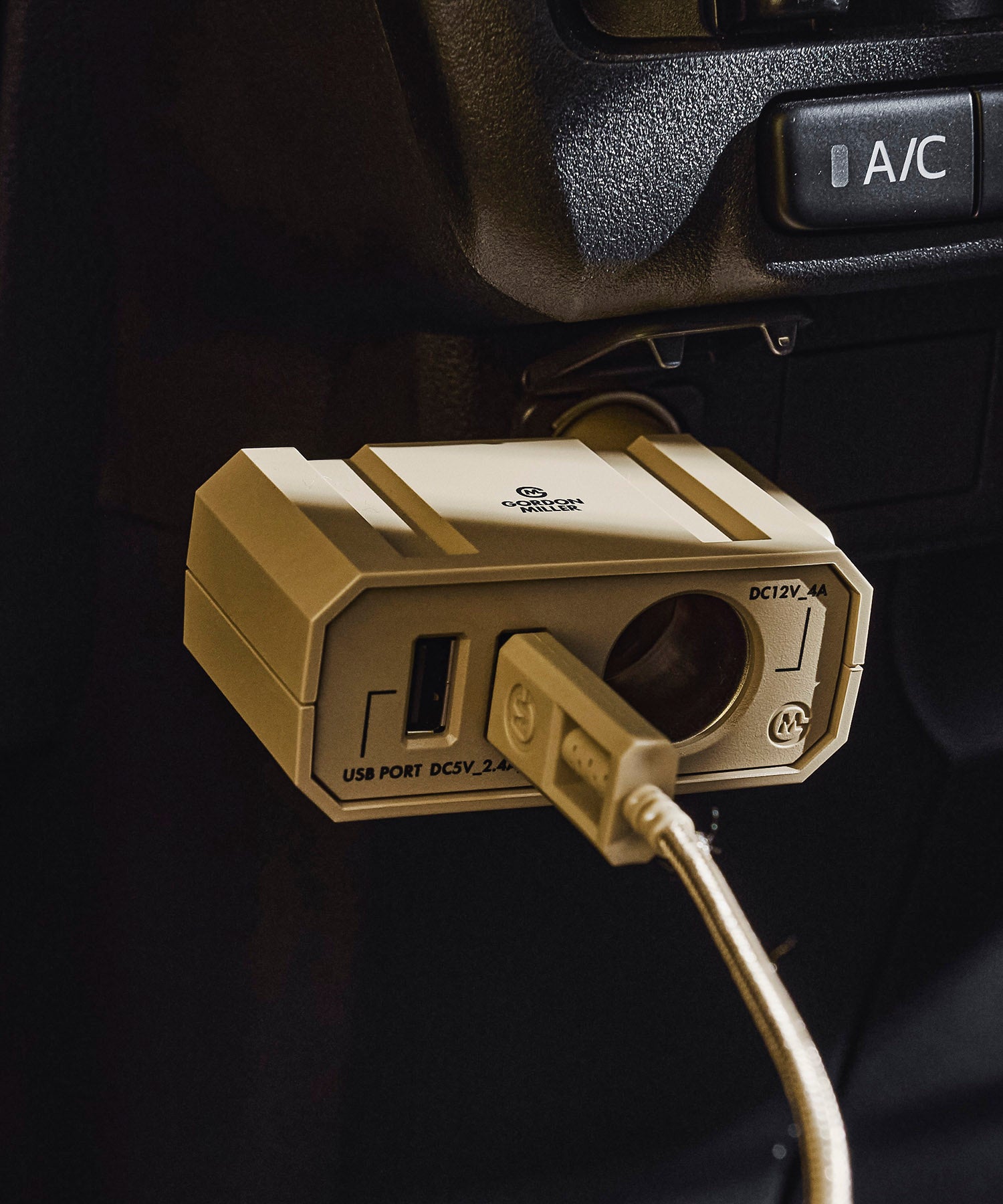 DCソケット 2USB – GORDON MILLER