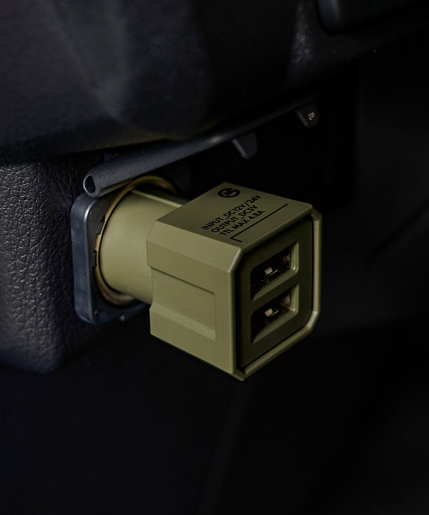おしゃれ おすすめ カー用品 2ポート USBソケット 便利グッズ シガーソケット用