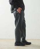 ジャックミラー　シームレスライフ　アパレル　ワークウェア　シンプル　ファッション　おすすめ　おしゃれ　JML　パンツ　ジェンダーレス　ウール　冬　ドロスト　