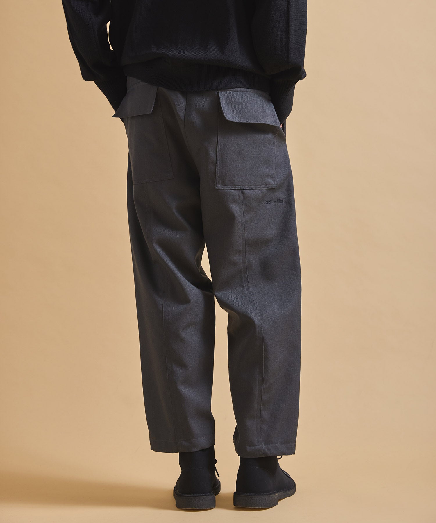 ジャックミラー　シームレスライフ　アパレル　ワークウェア　シンプル　ファッション　おすすめ　おしゃれ　JML　パンツ　ジェンダーレス　ウール　冬　ドロスト　