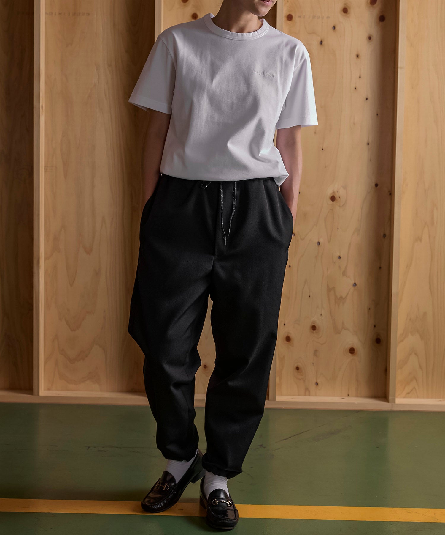 ジャックミラー　シームレスライフ　アパレル　ワークウェア　シンプル　ファッション　おすすめ　おしゃれ　JML　パンツ　ジェンダーレス　ウール　冬　ドロスト　