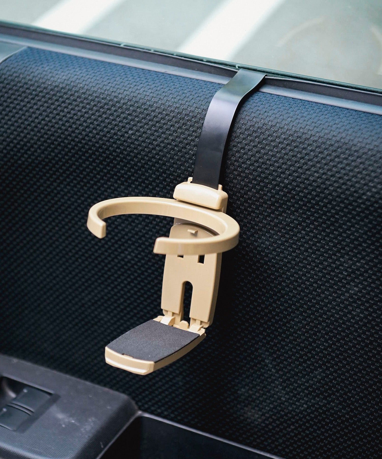 【新品未使用】ハロウィンプルート　ドリンクフォルダー ストラップ付き New Pluto Halloween Sipper🐶🎃 🌟新発売🌟 ハロウィン #プルート