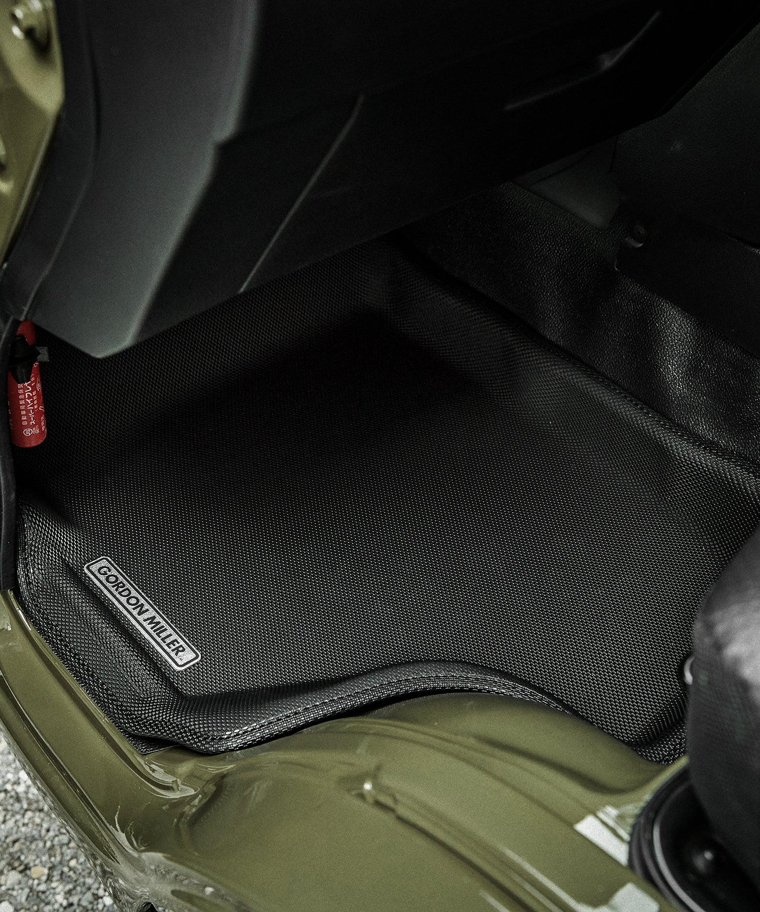 カスタムパーツ ラバーマット for ハイゼットトラック AT専用 – GORDON