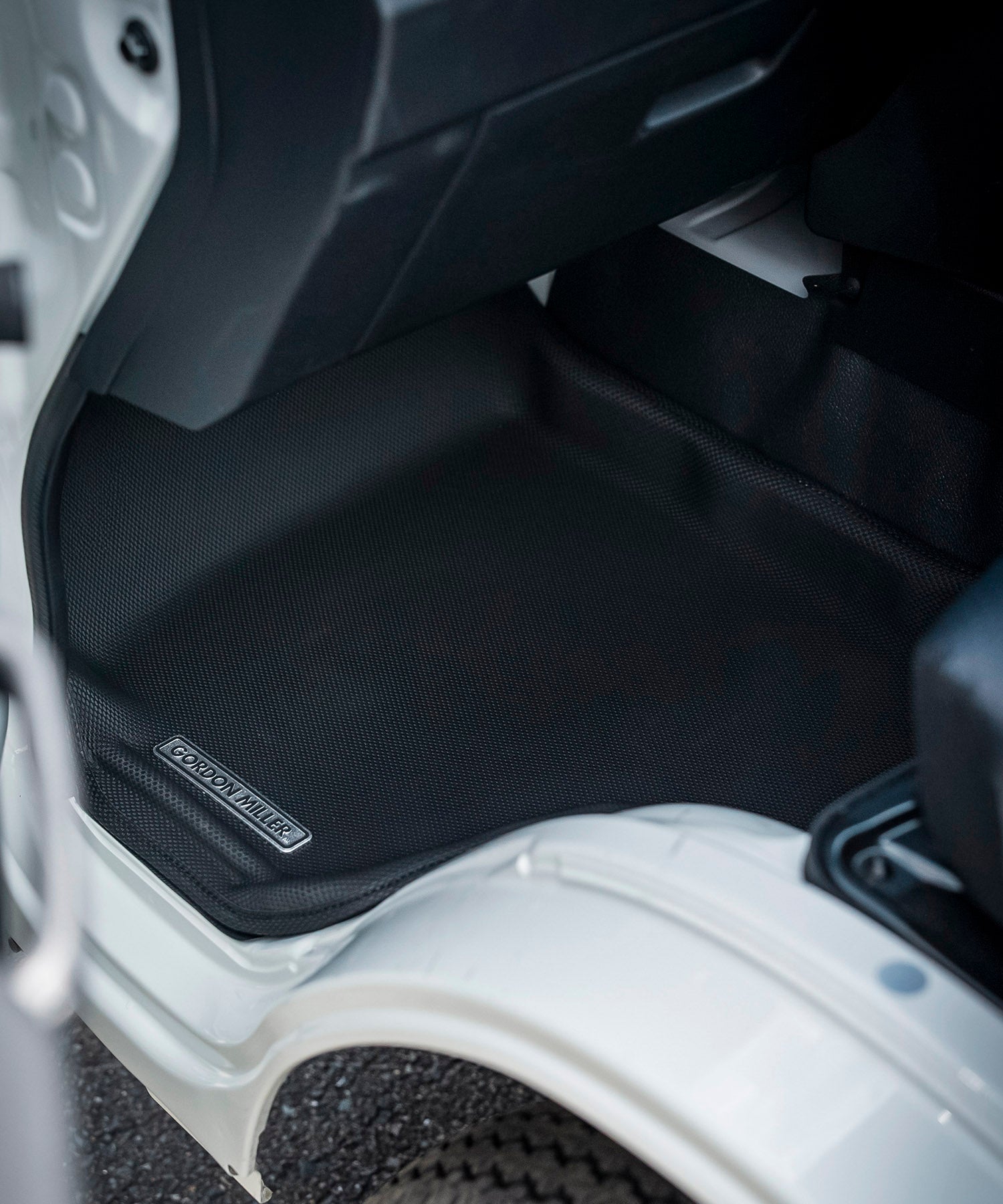 カスタムパーツ ラバーマット for ハイゼットトラック MT専用 – GORDON