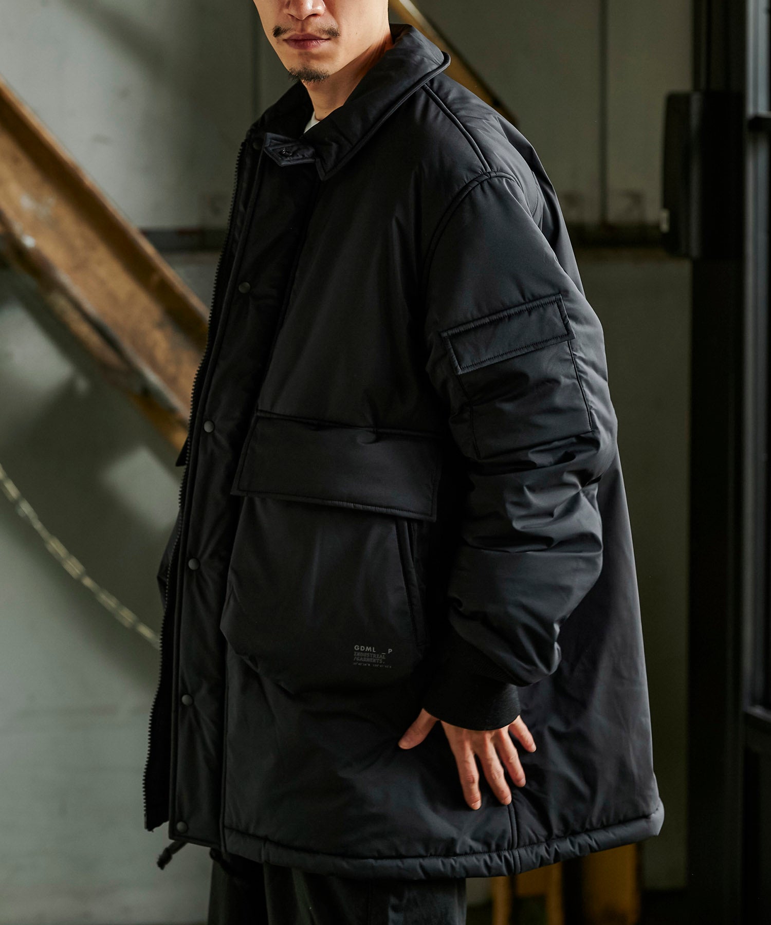 アパレル　ワークウェア　おすすめ　おしゃれ　人気　ブランド　ファッション　メンズ　　アウター　 ジャケット　 3レイヤー　 パデットコート　軽量　 防水　 透湿