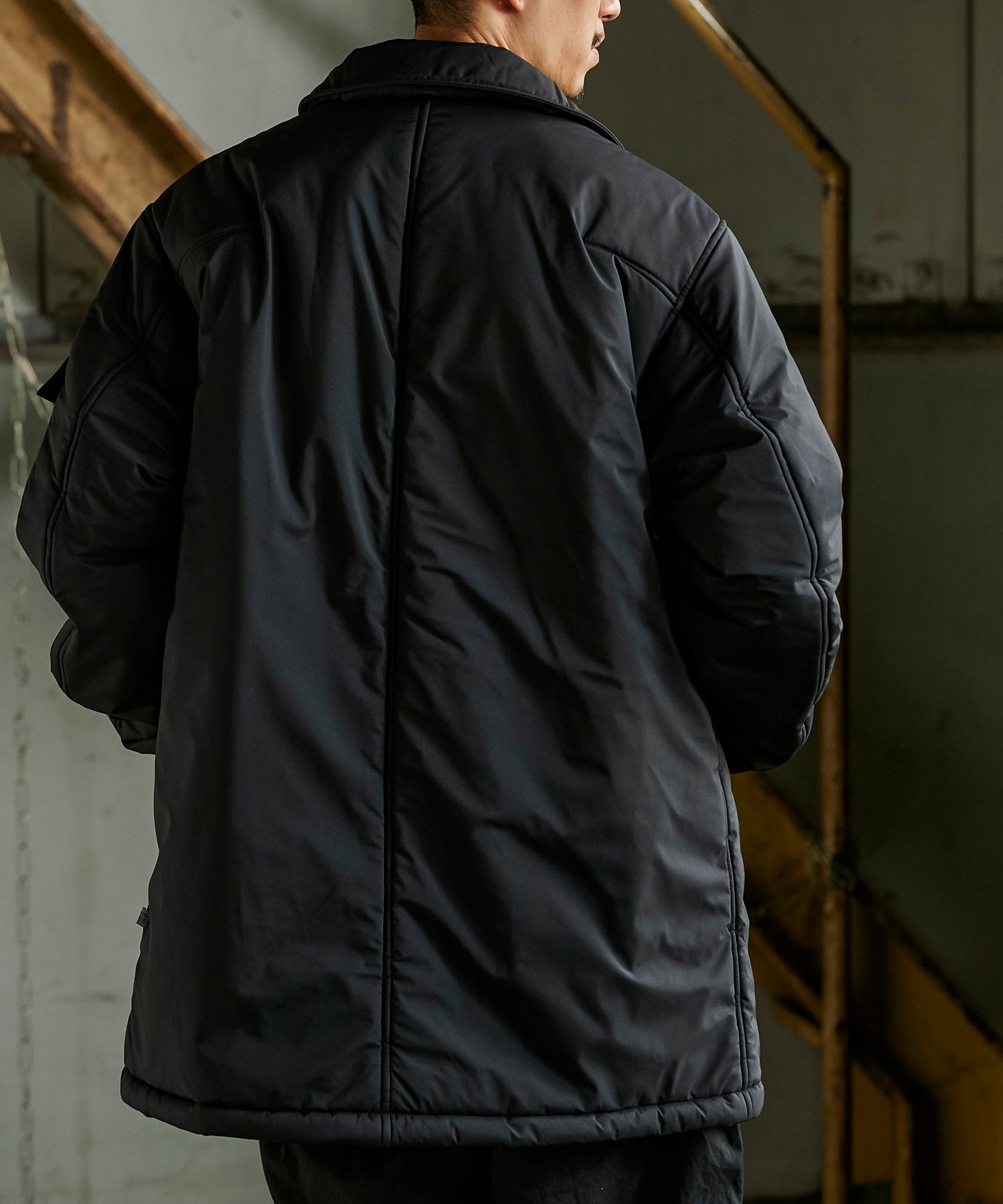 アパレル　ワークウェア　おすすめ　おしゃれ　人気　ブランド　ファッション　メンズ　　アウター　 ジャケット　 3レイヤー　 パデットコート　軽量　 防水　 透湿