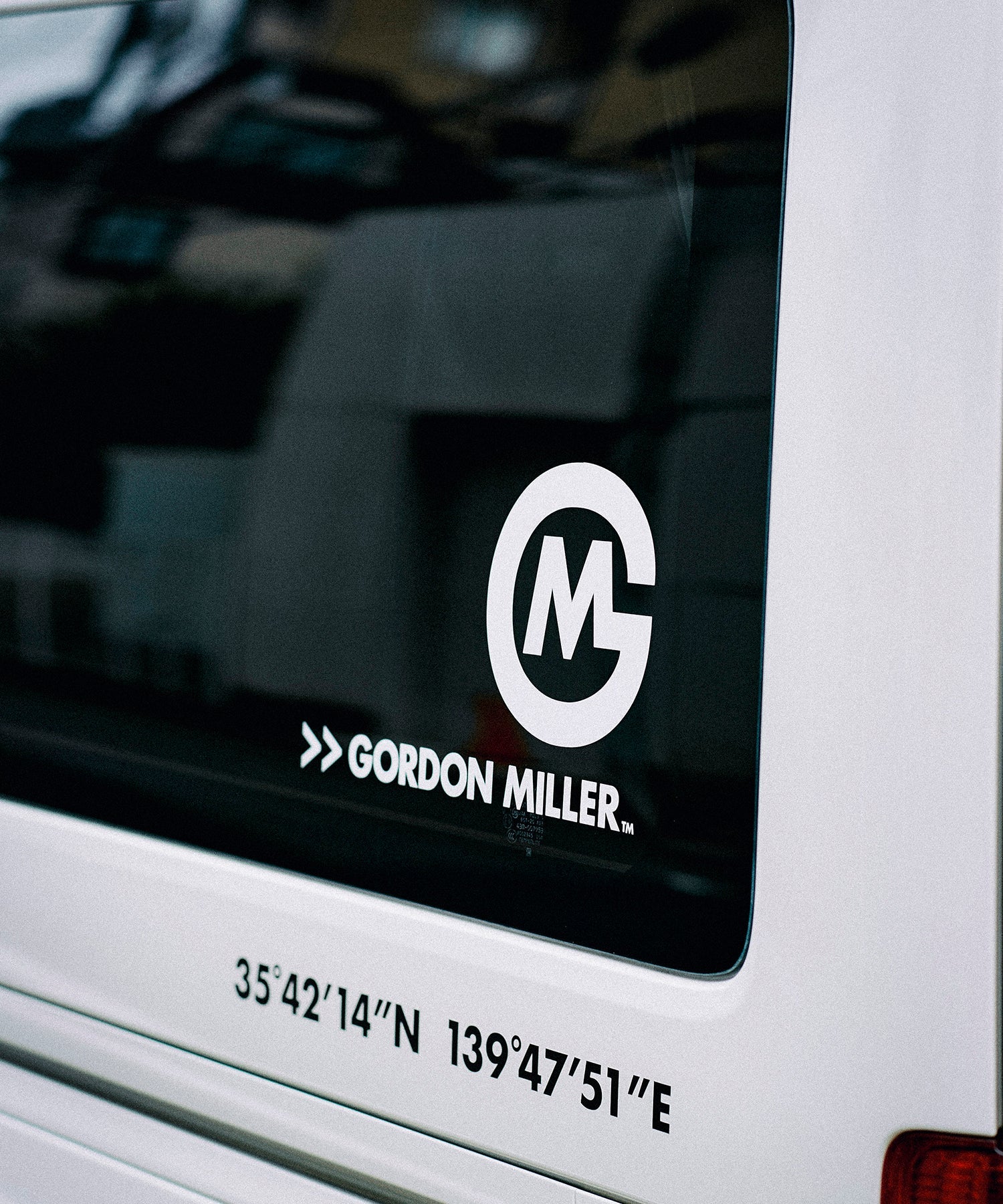 カットステッカー LAT/LONG – GORDON MILLER