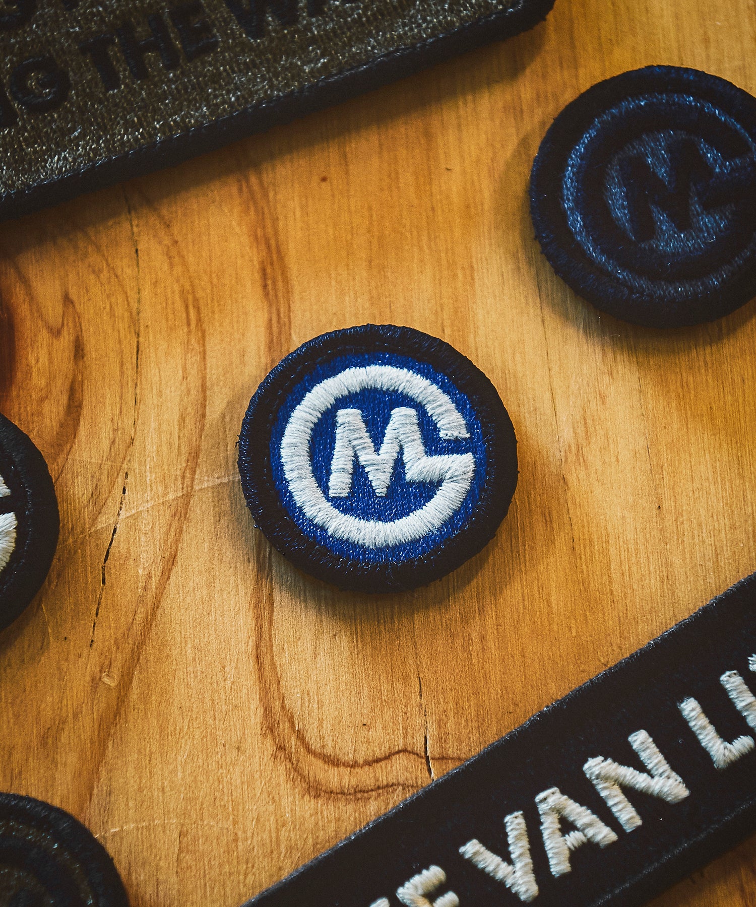 マーク ベルクロパッチ – GORDON MILLER