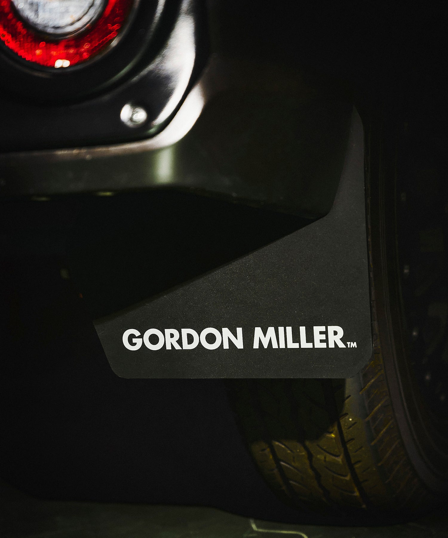 カスタムパーツ マッド フラップ for ハイゼットカーゴ – GORDON MILLER