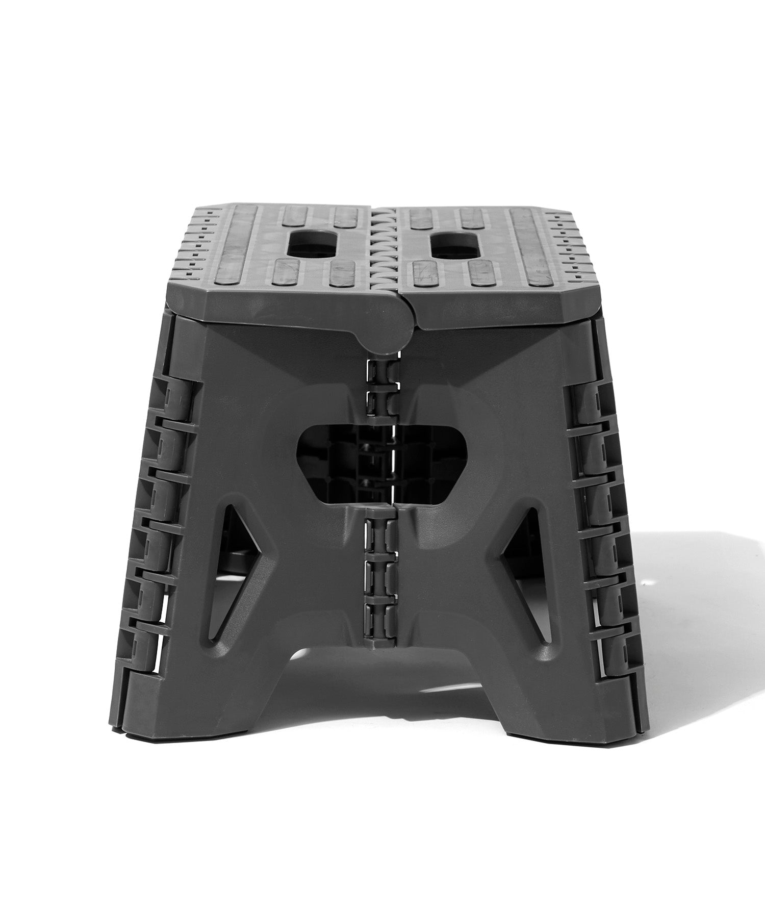 フォールディング ステップ ロー – GORDON MILLER