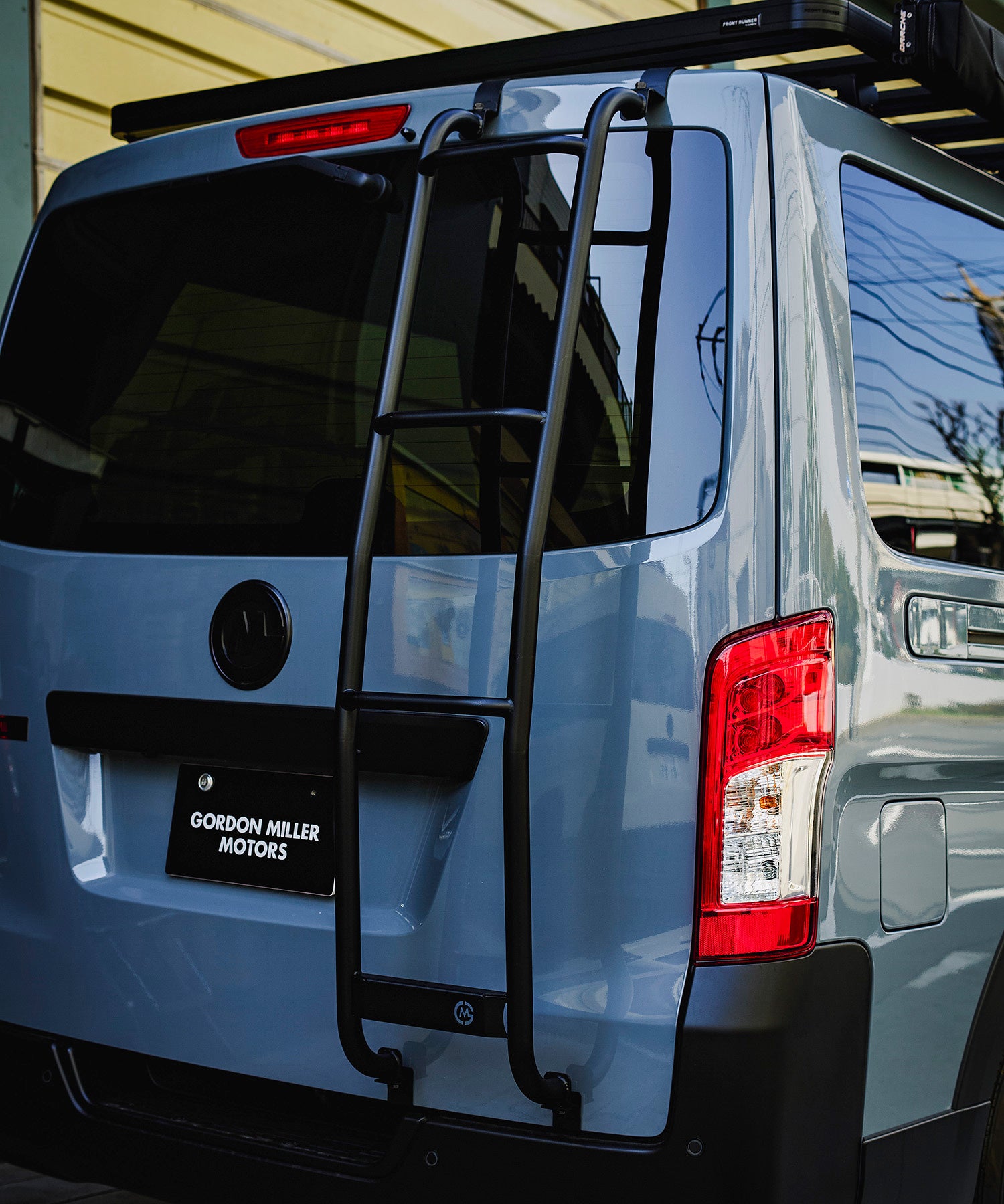 カスタムパーツ リアラダー for キャラバン