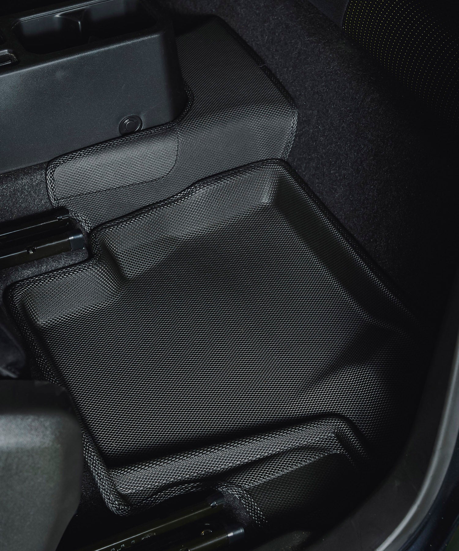 カスタムパーツ 立体マット for ジムニー / シエラ AT専用 – GORDON MILLER