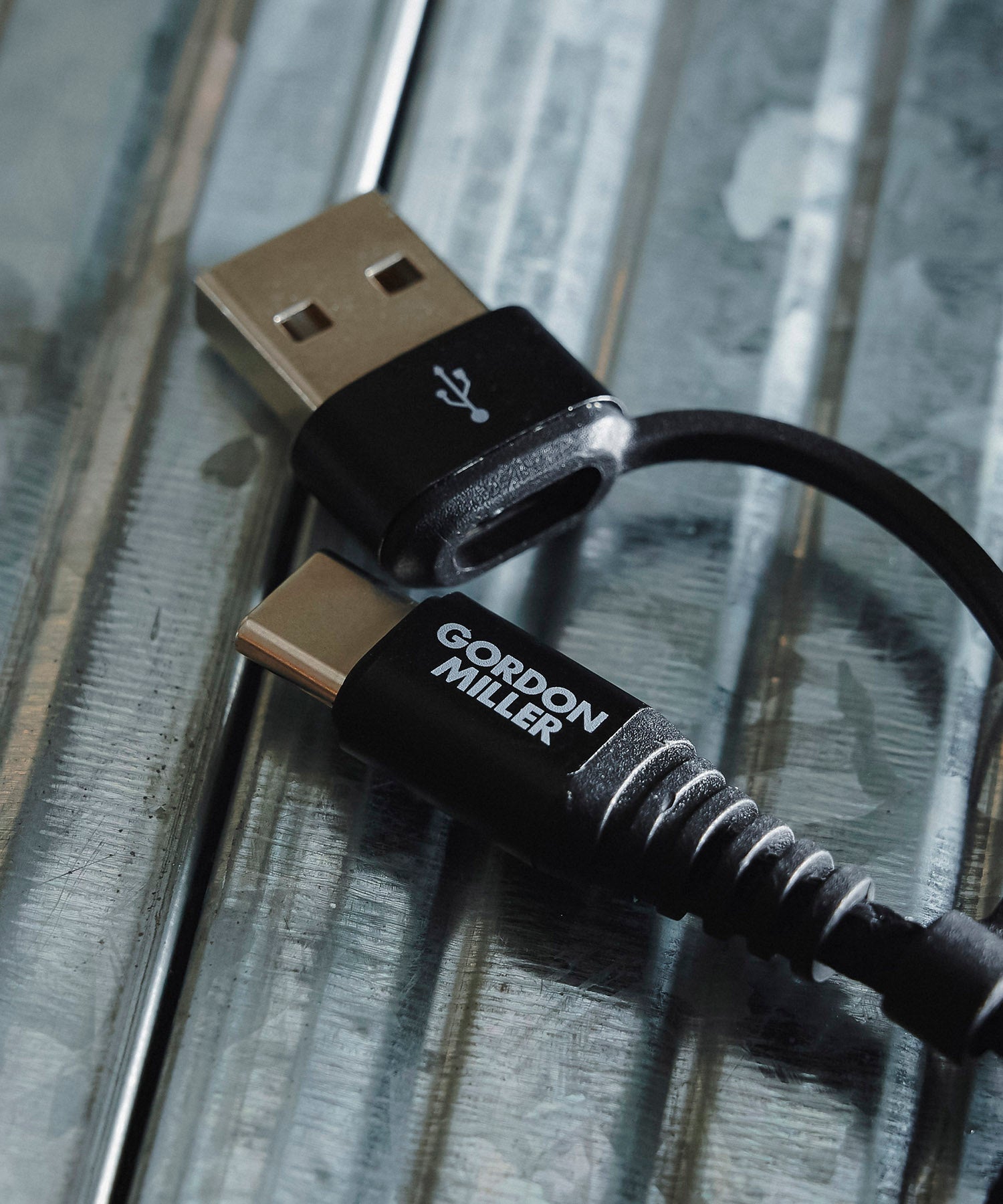 予約商品：6月上旬頃 発送予定】USB ケーブル A/C 2in1 – GORDON MILLER