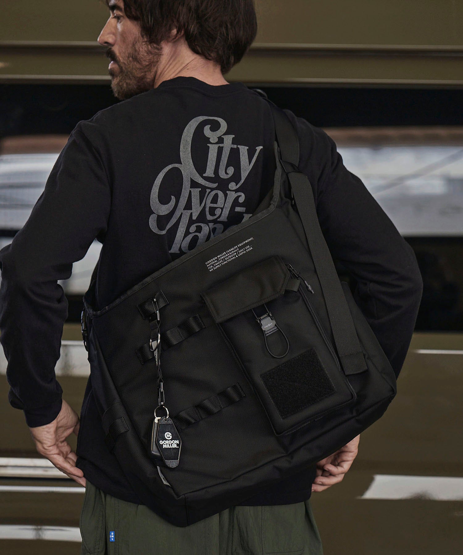 VANLIFE EQUIPMENT バリスティック ショルダー – GORDON MILLER