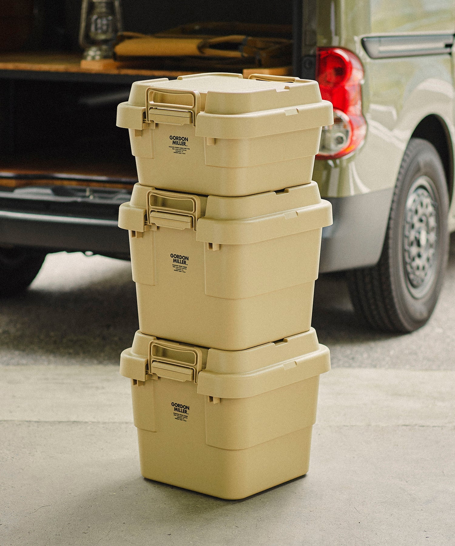 スタッキングトランクカーゴ30L – GORDON MILLER