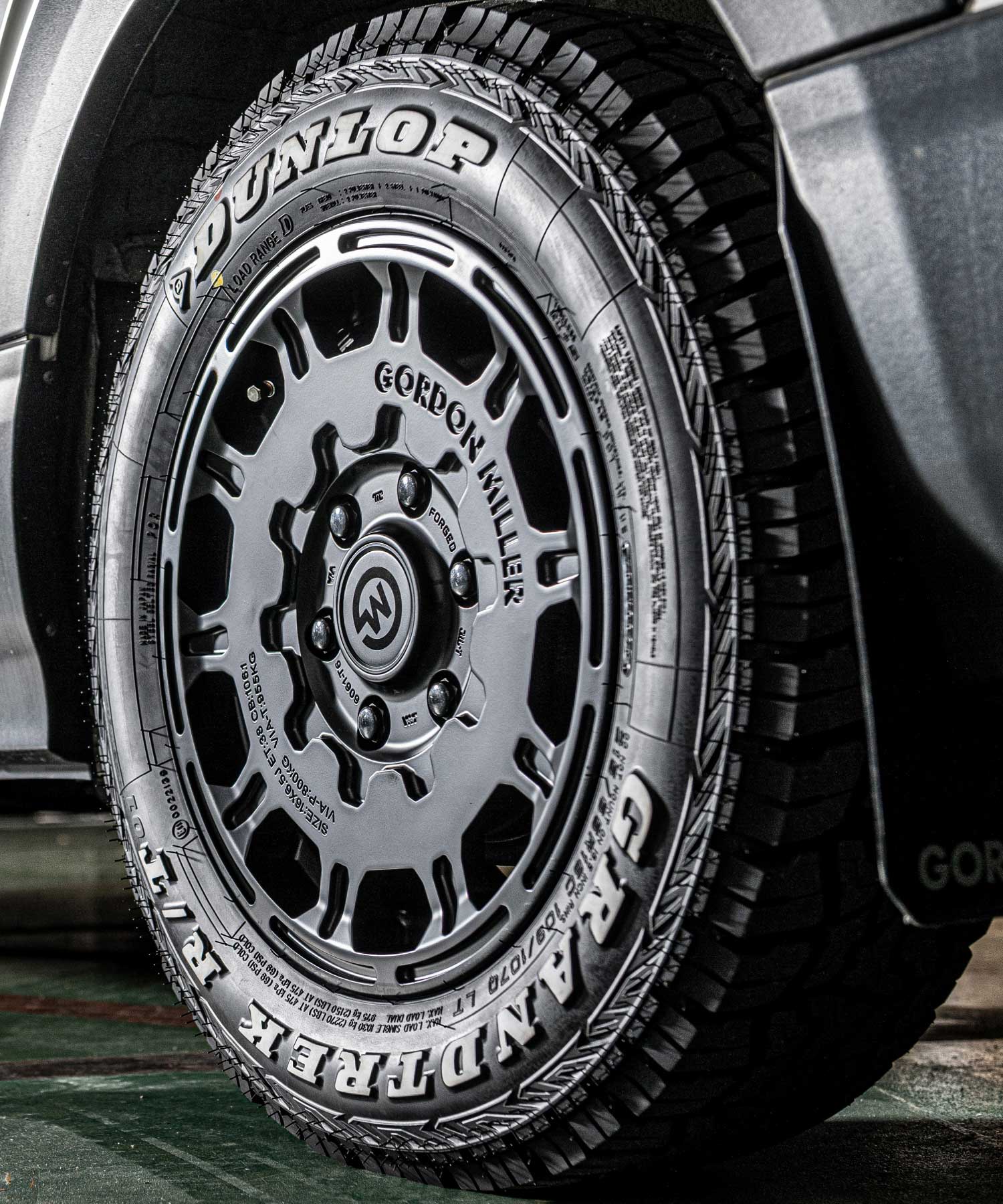 トヨタ17インチ ホイール Goodyearタイヤセット オールテレーン