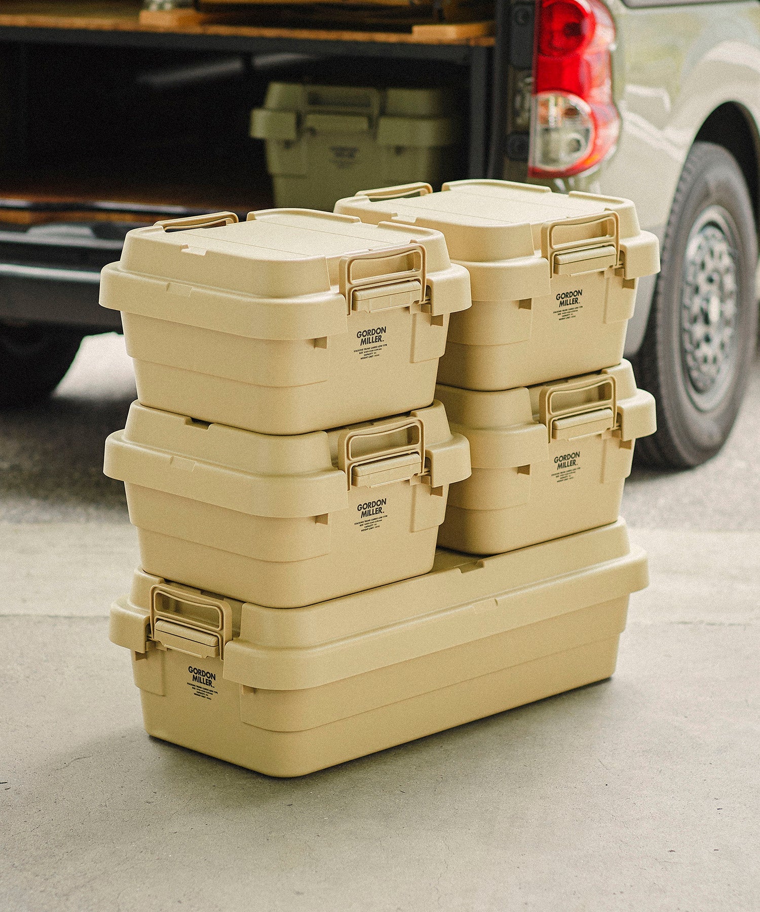 七輪　ゴードンミラーケース込み Amazon.co.jp: GORDON MILLER 車用 70L スタッキングトランク